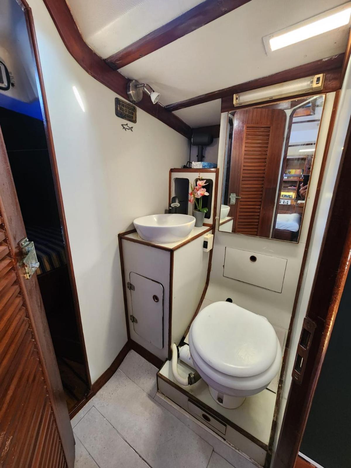 Sailboat Bateau-hôtel