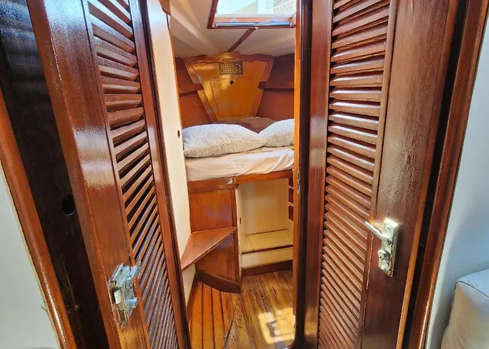 Sailboat Home